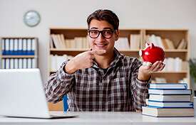 SOP Writers for Masters in Economics Image